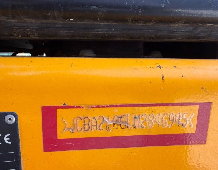JCB 210 XLC **EPIROC HAMMER**
